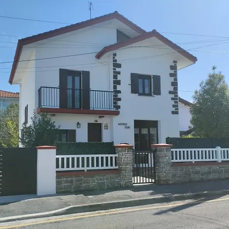 Casa Gaztelu Txiki * Irun